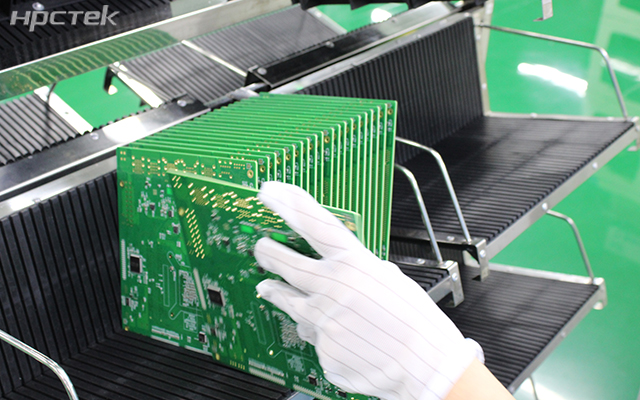 飞腾主板：以连接之力，拓展无限可能(图1)